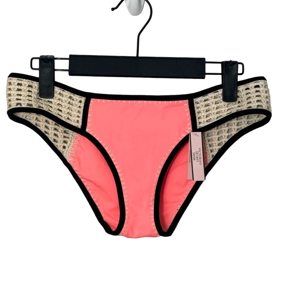 NWT Victoria's Secret Hipster Bikini Bottom‎ Pink Crochet S
